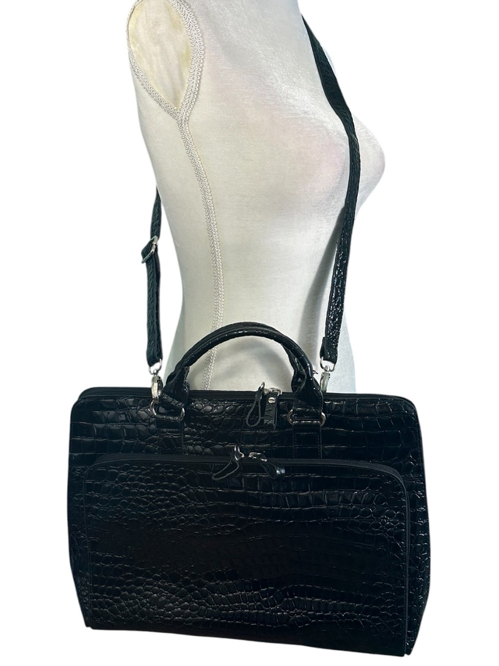 Bueno Elegant Black Croc Embossed Faux Leather Laptop Messenger Bag